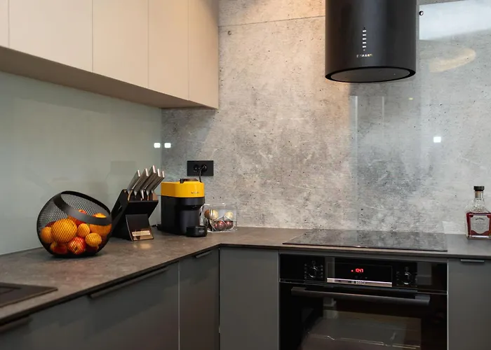 Apartment Seaside Escape Split